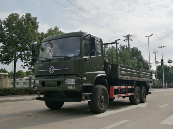 東風六驅260馬力-越野載貨汽車