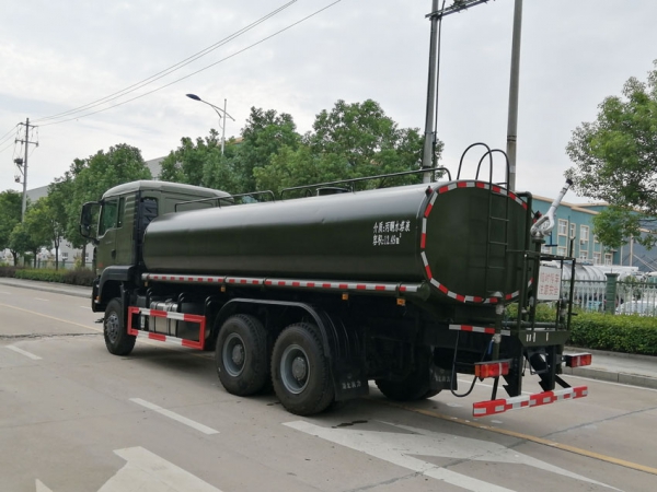 重汽豪沃400馬力-六驅綠化噴灑車