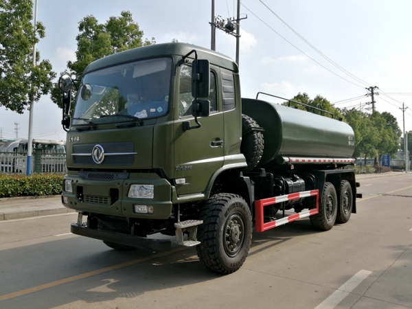 東風六驅260馬力-越野綠化噴灑車