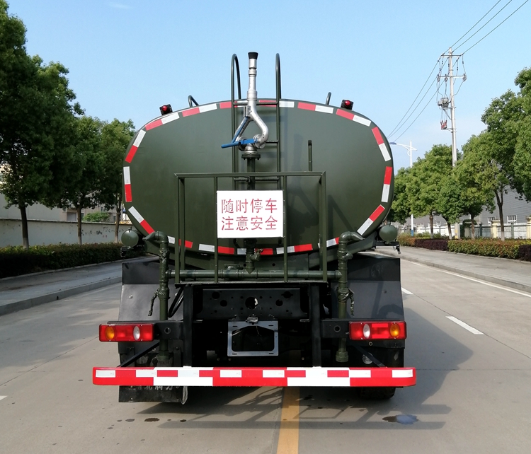 東風六驅260馬力-越野綠化噴灑車