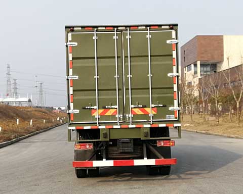 國六-六驅越野廂式運輸車