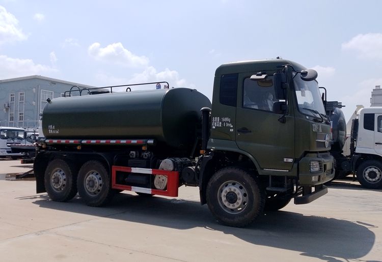 國六-六驅越野綠化噴灑車