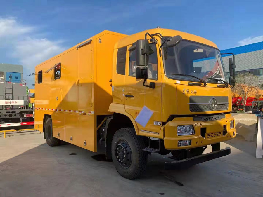 CL5120XZC6BZ型野外自行式炊事車