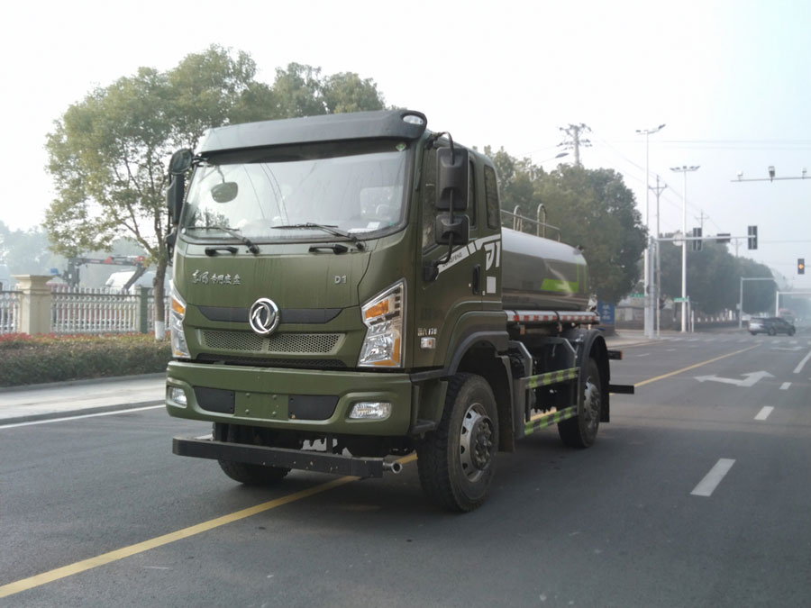 5方四驅越野灑水車